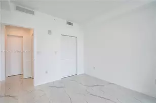 8425 Crespi Blvd, Miami Beach, FL 33141 - Photo 8