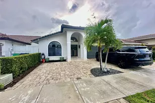 9021 NW 150th Terrace, Miami Lakes, FL 33018 - Photo 26