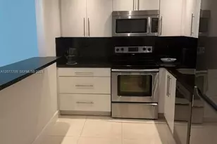 19390 Collins Ave, Sunny Isles Beach, FL 33160 - Photo 4