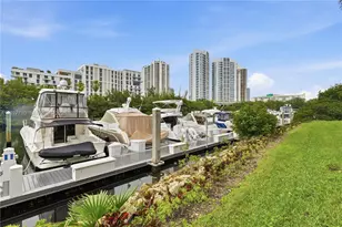 3500 Mystic Pointe Dr, Aventura, FL 33180 - Photo 2
