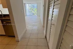 488 NW 165th St Rd, Miami, FL 33169 - Photo 10