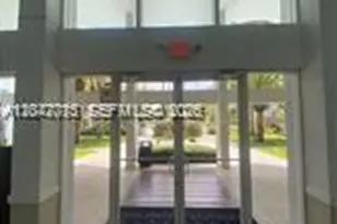 488 NW 165th St Rd, Miami, FL 33169 - Photo 38