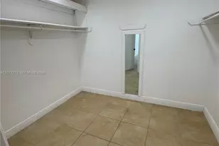 488 NW 165th St Rd, Miami, FL 33169 - Photo 28