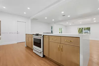 13040 N Miami Ave, Miami, FL 33168 - Photo 8