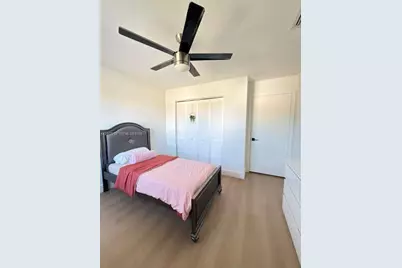 1920 NW 182nd Ter, Pembroke Pines, FL 33029 - Photo 14