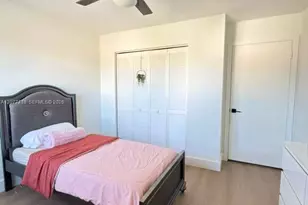 1920 NW 182nd Terrace, Pembroke Pines, FL 33029 - Photo 14