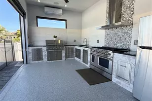 910 NW 38th Ave, Cape Coral, FL 33993 - Photo 12