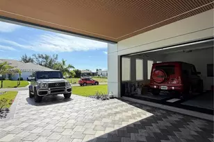 910 NW 38th Ave, Cape Coral, FL 33993 - Photo 32