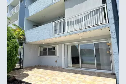9357 Fontainebleau Blvd #D104, Miami, FL 33172 - Photo 2