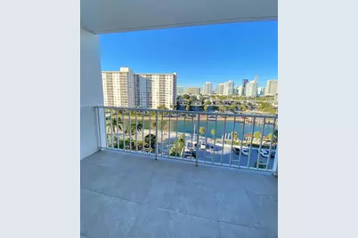 500 Bayview Dr #825, Sunny Isles Beach, FL 33160 - Photo 22