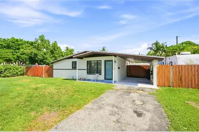 10125 SW 84th St, Miami, FL 33173 - Photo 2