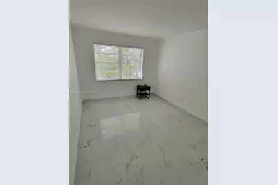 1610 Lenox Ave #308, Miami Beach, FL 33139 - Photo 12