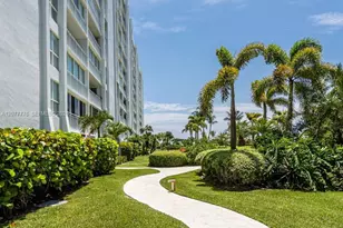 607 Ocean Dr, Key Biscayne, FL 33149 - Photo 30