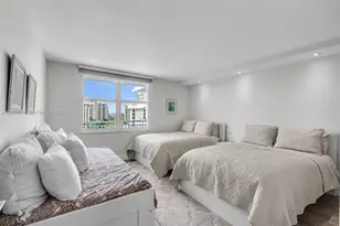 607 Ocean Dr, Key Biscayne, FL 33149 - Photo 20