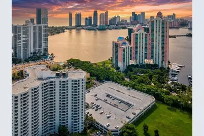 3300 NE 192nd St #1612, Aventura, FL 33180 - Photo 34