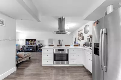 13700 SW 62nd St #213, Miami, FL 33183 - Photo 6