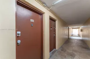13700 SW 62nd St, Miami, FL 33183 - Photo 2