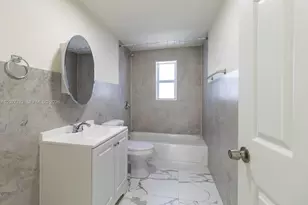 2323 NW 15th St, Miami, FL 33125 - Photo 12