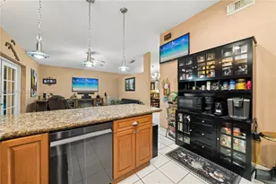 7920 SW 163rd Pl, Miami, FL 33193 - Photo 10