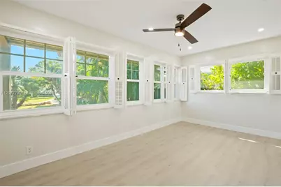 2725 NE 21st Ave, Fort Lauderdale, FL 33306 - Photo 14