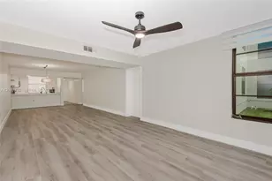 1709 Whitehall Dr, Davie, FL 33324 - Photo 6