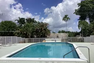 1501 NE 191st St, Miami, FL 33179 - Photo 1