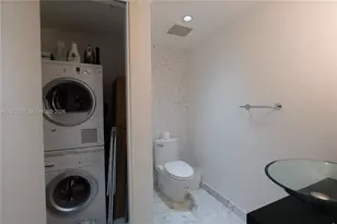 200 Biscayne Blvd Way, Miami, FL 33131 - Photo 14