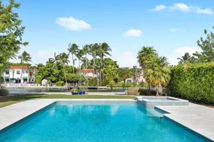 4560 Prairie Ave, Miami Beach, FL 33140 - Photo 1