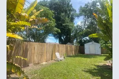 15821 SW 102nd Ct, Miami, FL 33157 - Photo 4