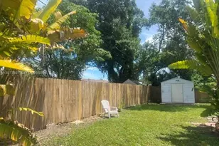15821 SW 102nd Ct, Miami, FL 33157 - Photo 4