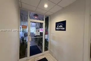 5600 Collins Ave, Miami Beach, FL 33140 - Photo 24
