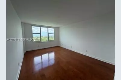5600 Collins Ave #15J, Miami Beach, FL 33140 - Photo 8