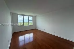 5600 Collins Ave, Miami Beach, FL 33140 - Photo 8