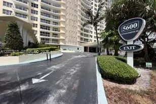 5600 Collins Ave, Miami Beach, FL 33140 - Photo 16