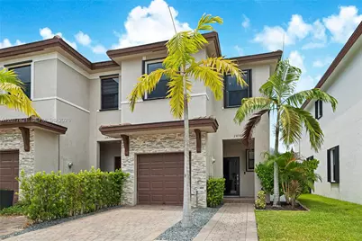 24980 SW 107 Ct, Homestead, FL 33032 - Photo 1
