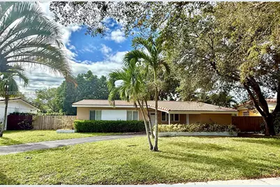 1340 Miami Springs Ave #o, Miami Springs, FL 33166 - Photo 1