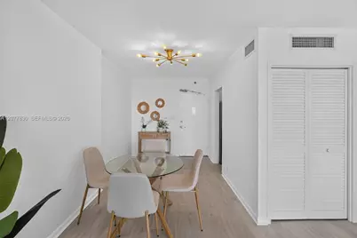 1000 West Ave #509, Miami Beach, FL 33139 - Photo 4