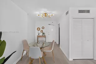 1000 West Ave, Miami Beach, FL 33139 - Photo 4