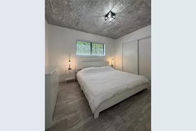 190 NW 69th St #3, Miami, FL 33150 - Photo 6
