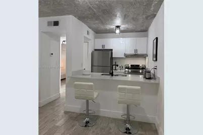 190 NW 69th St #3, Miami, FL 33150 - Photo 2