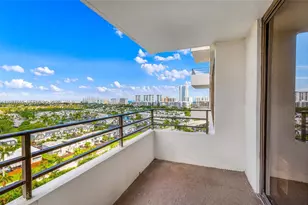 600 Three Islands Boulevard, Hallandale Beach, FL 33009 - Photo 4