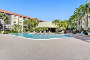 5321 NE 24th Terrace, Fort Lauderdale, FL 33308 - Photo 2
