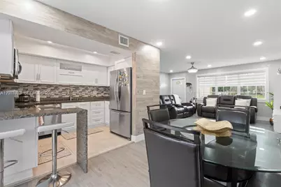 1366 Osprey Ct #1366, Homestead, FL 33035 - Photo 14