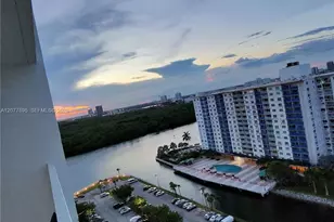 500 Bayview Dr, Sunny Isles Beach, FL 33160 - Photo 2