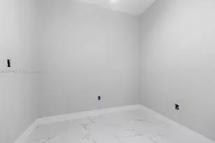 15585 SW 112th Way, Miami, FL 33196 - Photo 34