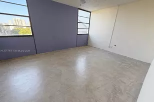 20500 W Country Club Dr, Aventura, FL 33180 - Photo 10