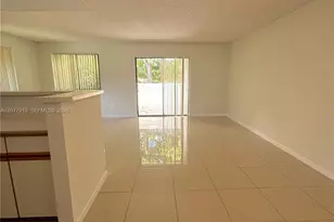 3280 Coral Lake Ln, Coral Springs, FL 33065 - Photo 12
