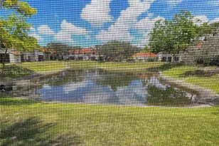 3252 Coral Lake Ln, Coral Springs, FL 33065 - Photo 18