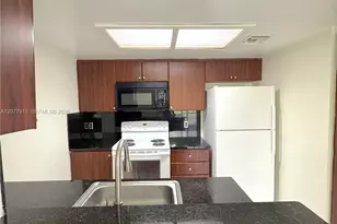 3252 Coral Lake Ln, Coral Springs, FL 33065 - Photo 14