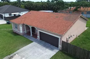 12998 SW 219th Terrace, Miami, FL 33170 - Photo 2